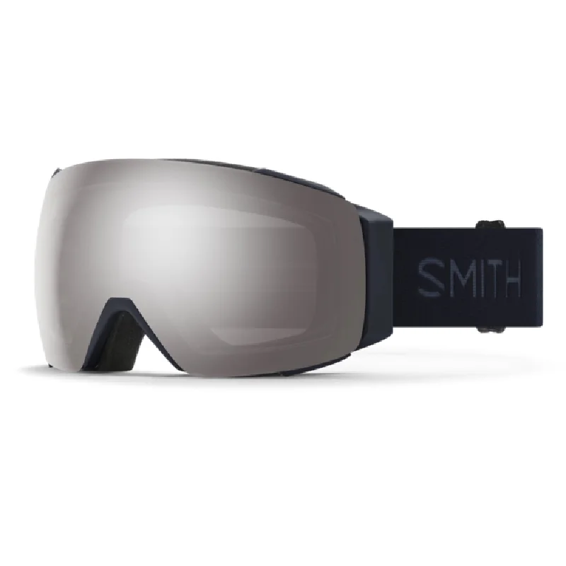 Refresh Your Wardrobe For Less This Weekend Smith IO MAG Goggles 2025