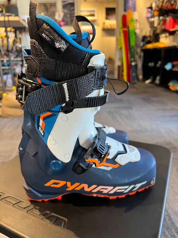 Deep Discounts Used Dynafit TLT8 25.5 Expedition Alpine Touring Boot